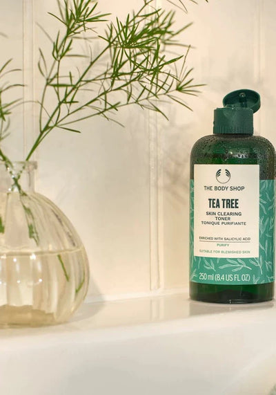 Tea Tree Skin Clearing Mattifying Toner