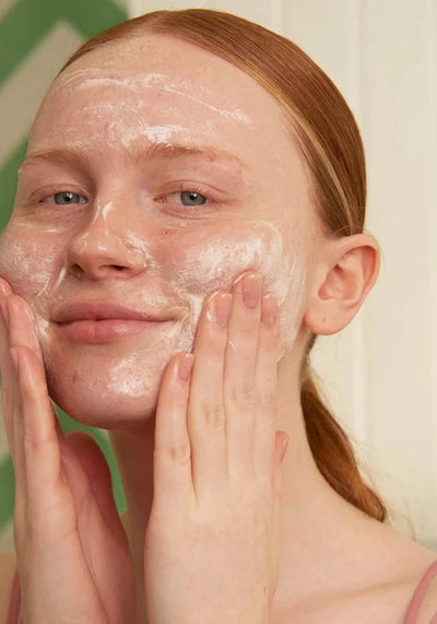 Tea Tree Skin Clearing Foaming Mousse
